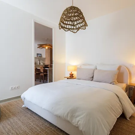 Spacious With Terrace And Parking Apartmán *